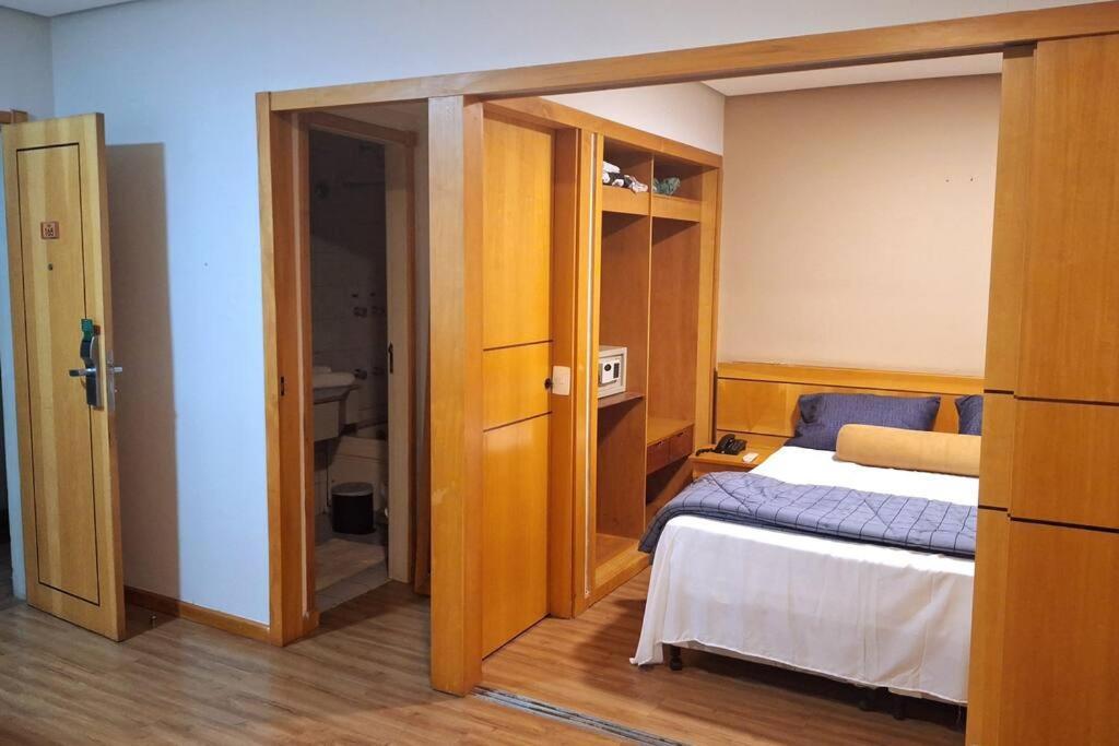 Apartment Hampton Park Jardins Com Banheira Hidromassagem Luxuoso Sao Paulo